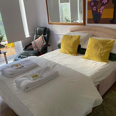 Pond Cottage Purley Bagian luar foto